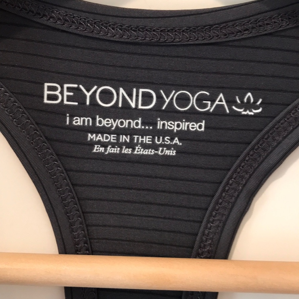 BEYOND YOGA Racerback Slit Tank - Picture 3 of 6